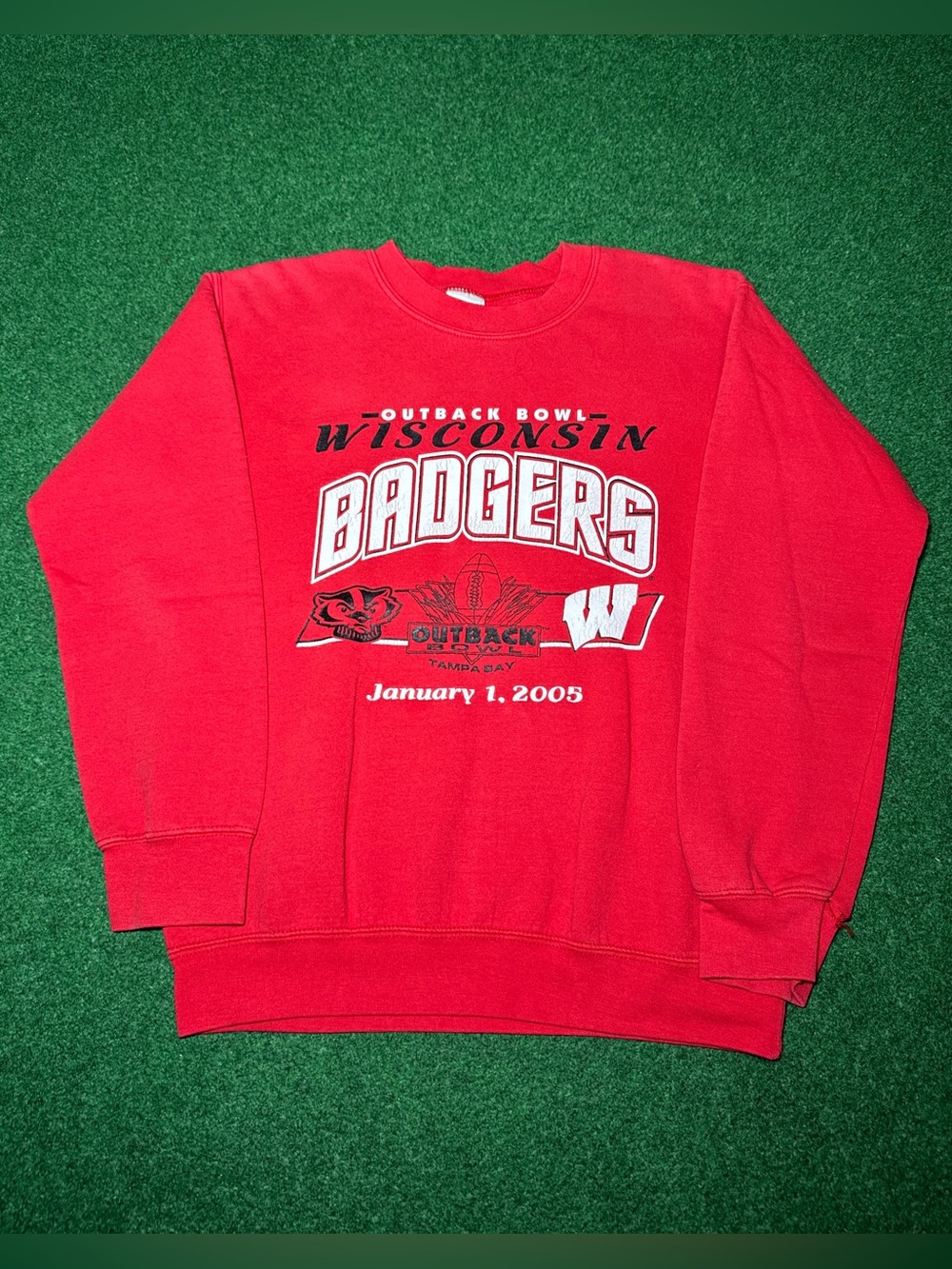 Wisconsin Badgers Football Vintage Sweatshirt Small Red Y2K Outback Bowl College